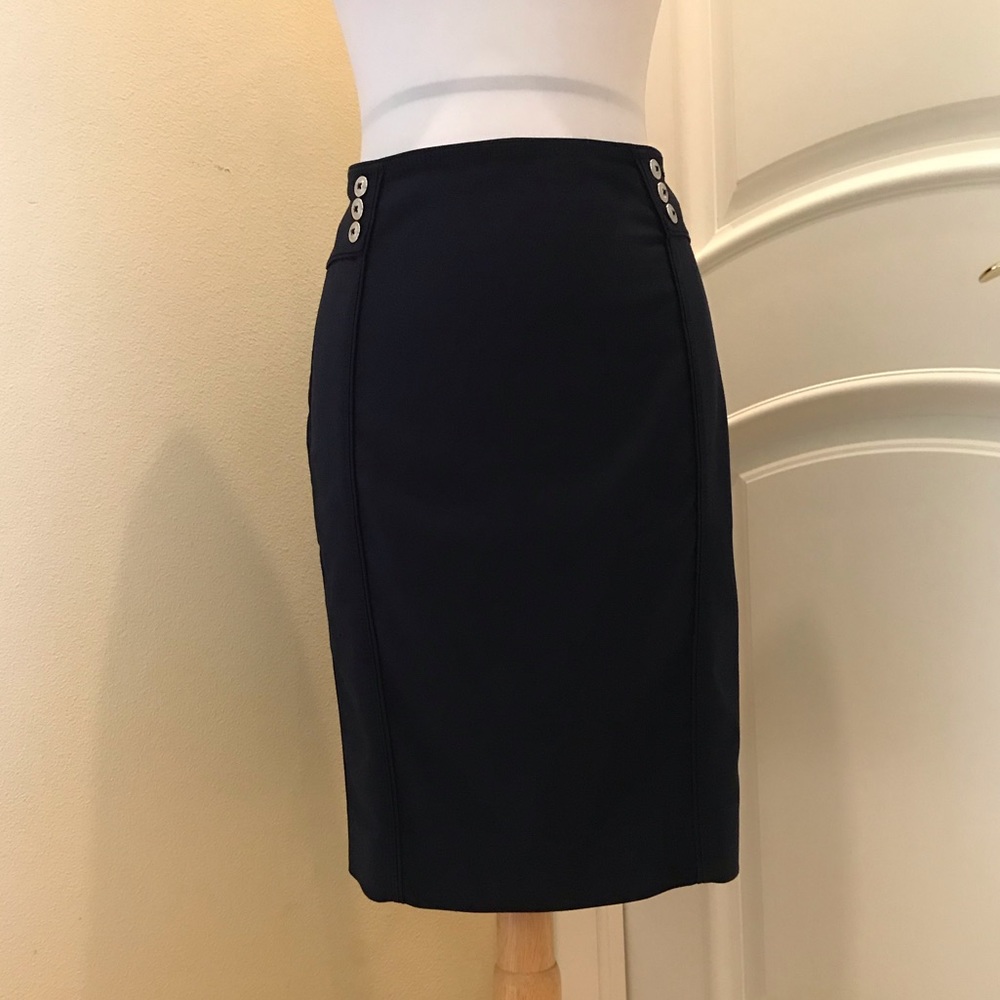 Nwot White House/Black Market black skirt